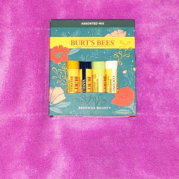 BURTS BEES Lip Balms 4 Pack - Picture 1 of 3